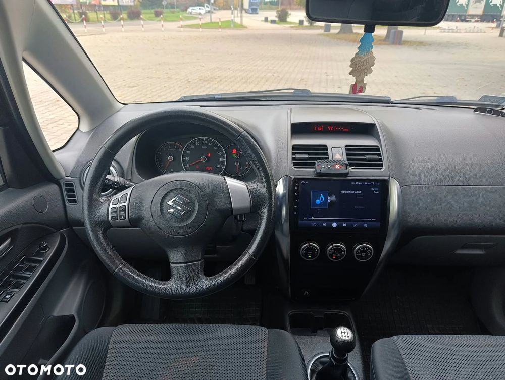 Suzuki SX4 - 20