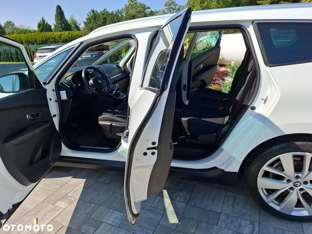 Renault Scenic ENERGY TCe 140 LIMITED - 25