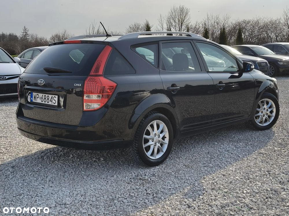 Kia Ceed 1.6 CRDi 90 ISG Spirit - 4