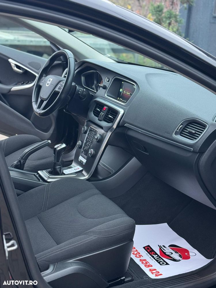 Volvo V40 - 15