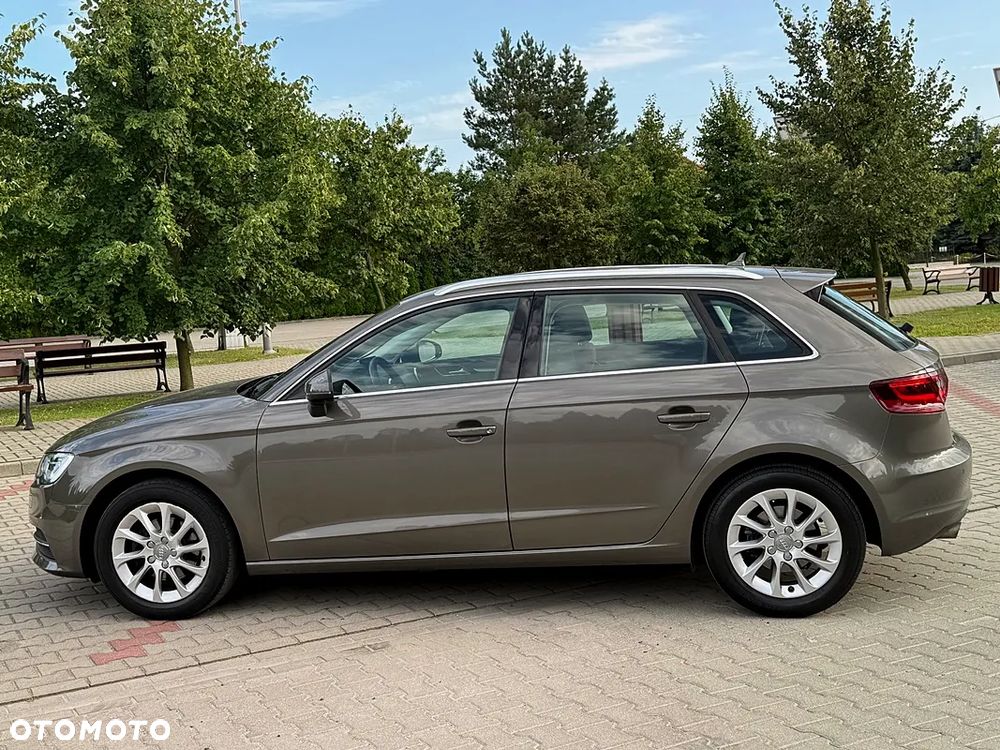 Audi A3 Sportback 1.4 TFSI Attraction - 9