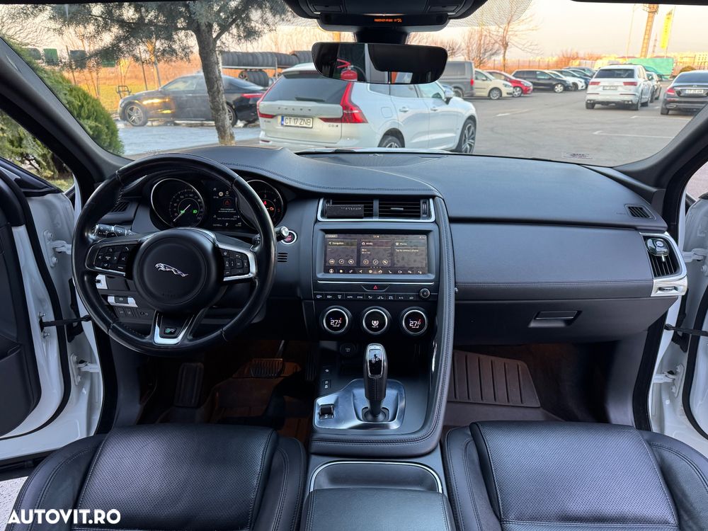 Jaguar F-Pace 20d Aut. R-Sport - 7