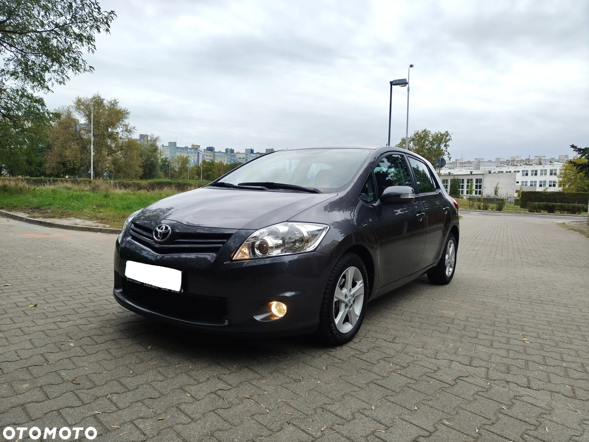 Toyota Auris 1.6 Premium Comfort MS - 4