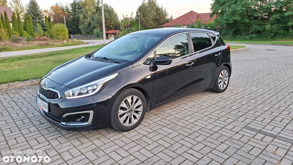Kia Ceed 1.6 GDI Dream Team Edition - 5