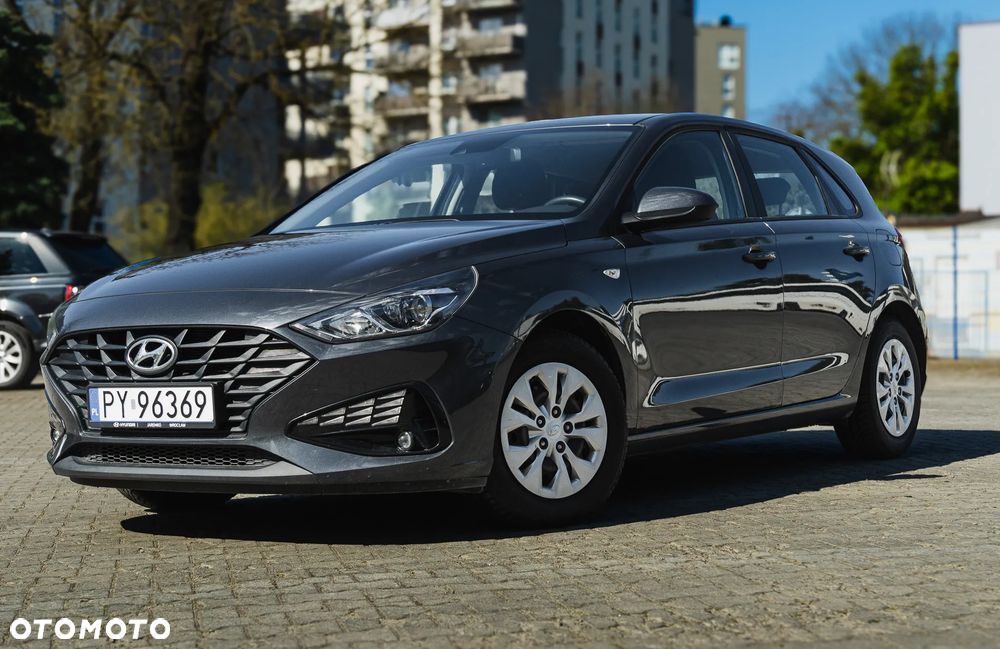 Hyundai i30 1.5 DPI Classic + - 9