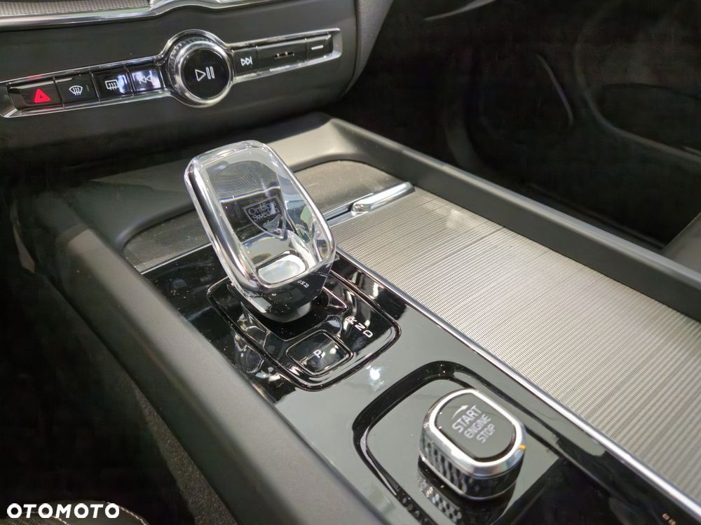 Volvo XC 60 - 22