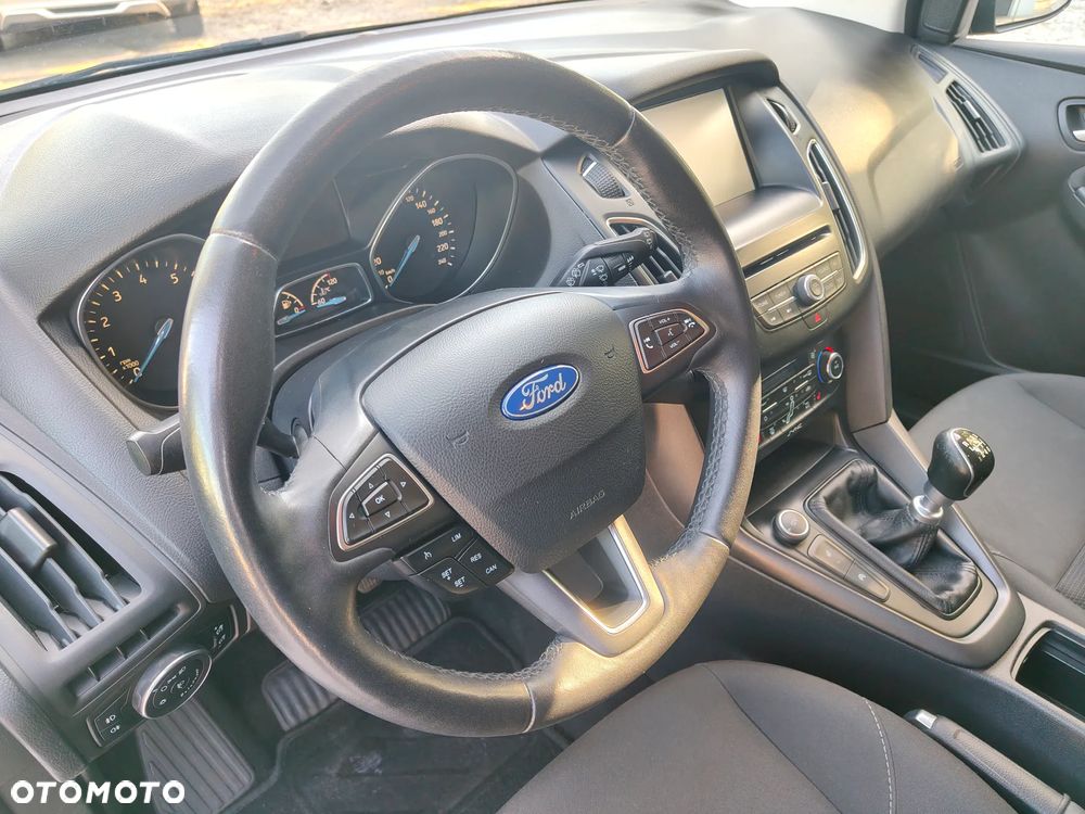 Ford Focus - 12