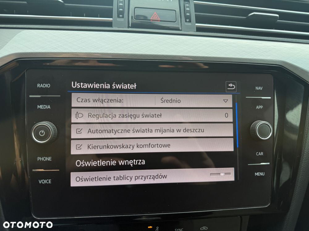 Volkswagen Passat 2.0 TDI EVO Business - 17