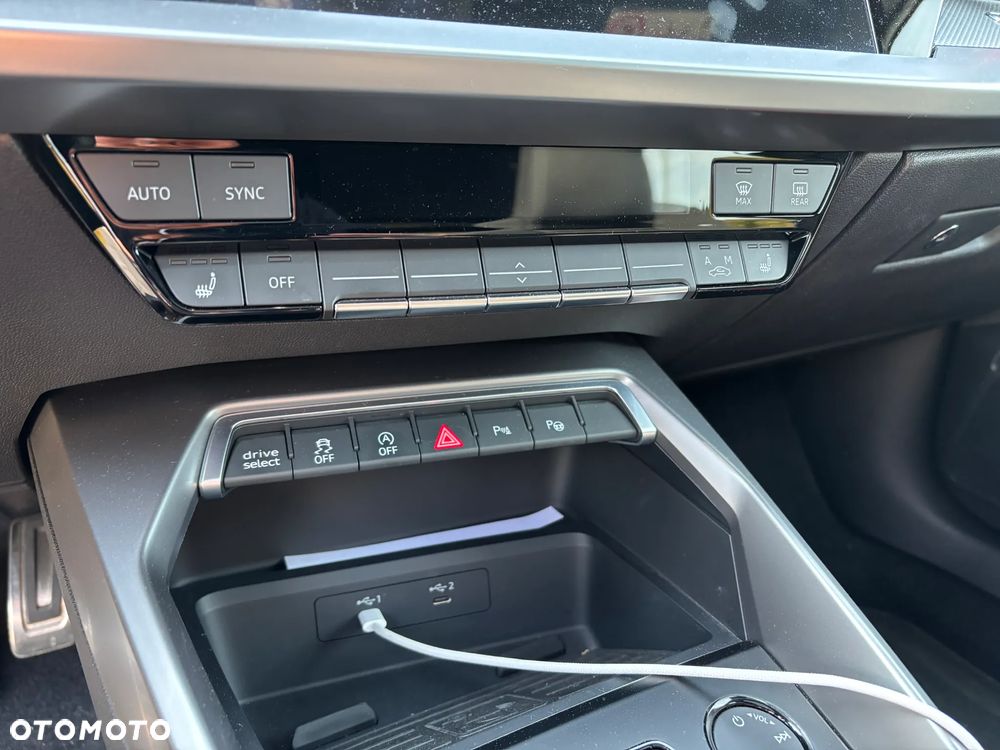 Audi S3 Sportback - 13