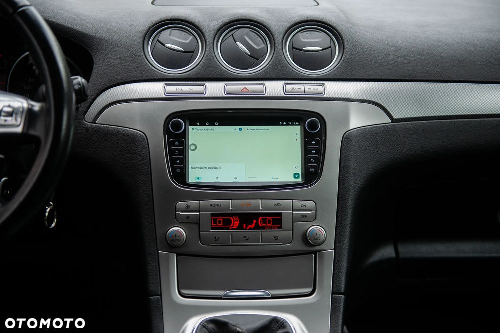 Ford Galaxy 2.0 TDCi Ghia - 29