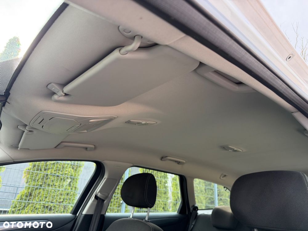 Ford Mondeo 2.0 TDCi Trend - 17