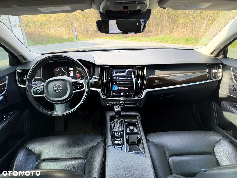Volvo S90 T5 Momentum - 17
