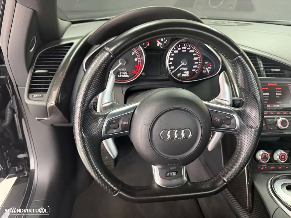 Audi R8 Spyder 5.2 FSi V10 quattro R tronic - 36