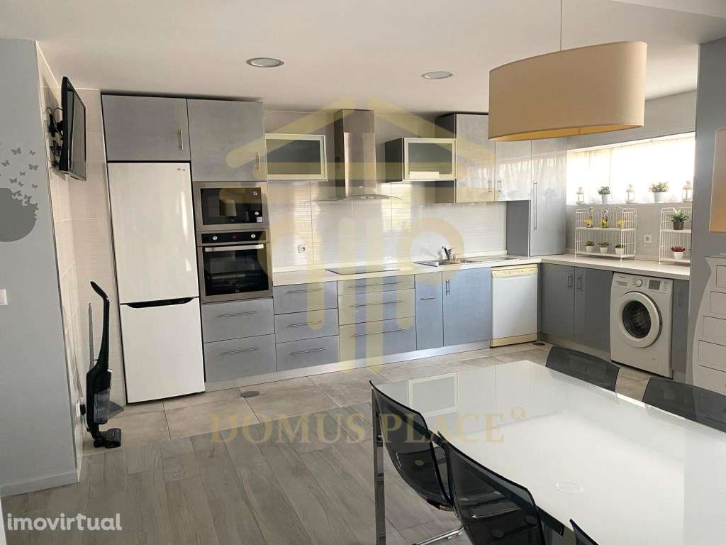 Apartamento T2 Mobilado - Senhora da Hora - Grande imagem: 3/28