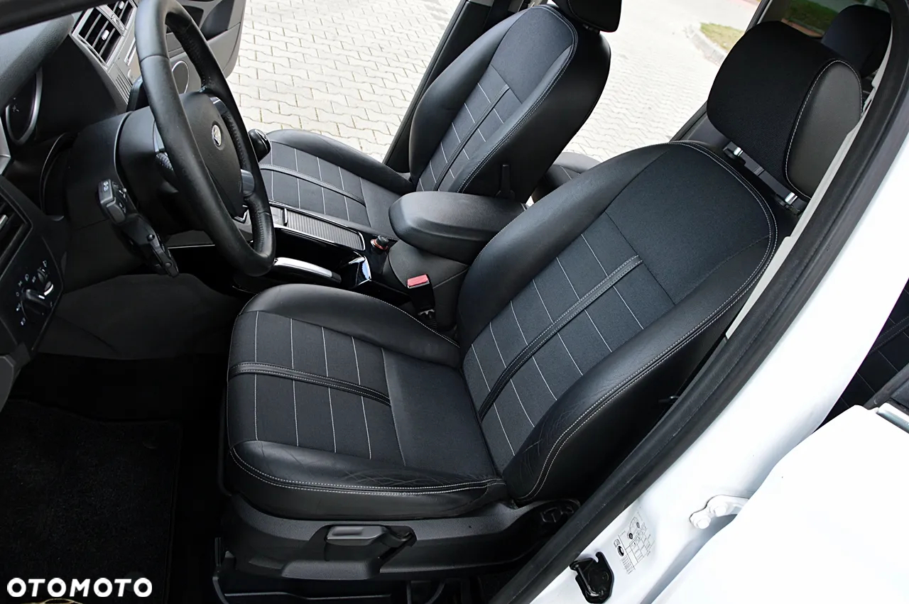 Ford Kuga 2.0 TDCi Titanium - 6
