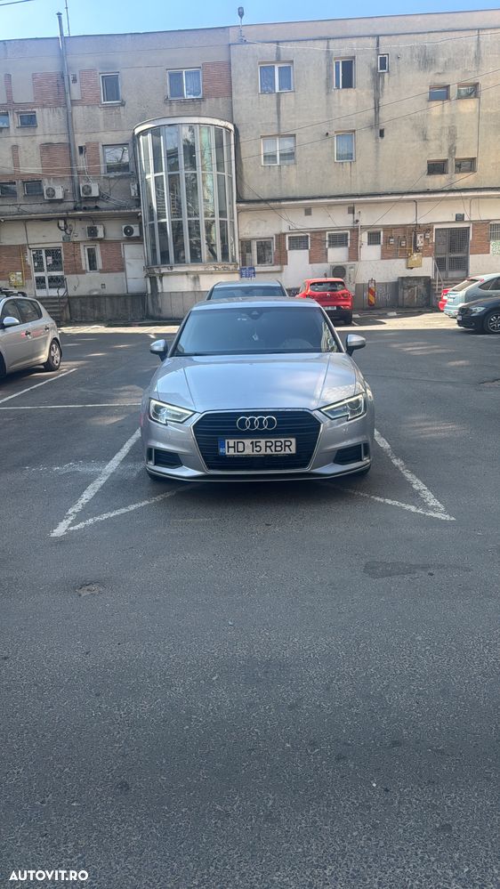 Audi A3 2.0 TDI S tronic - 1