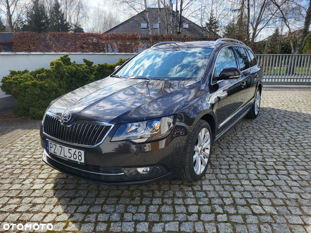 Skoda Superb 2.0 TDI Ambition - 2