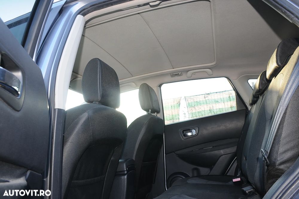 Nissan Qashqai 2.0 DCI 4 x 4 DPF tekna - 13