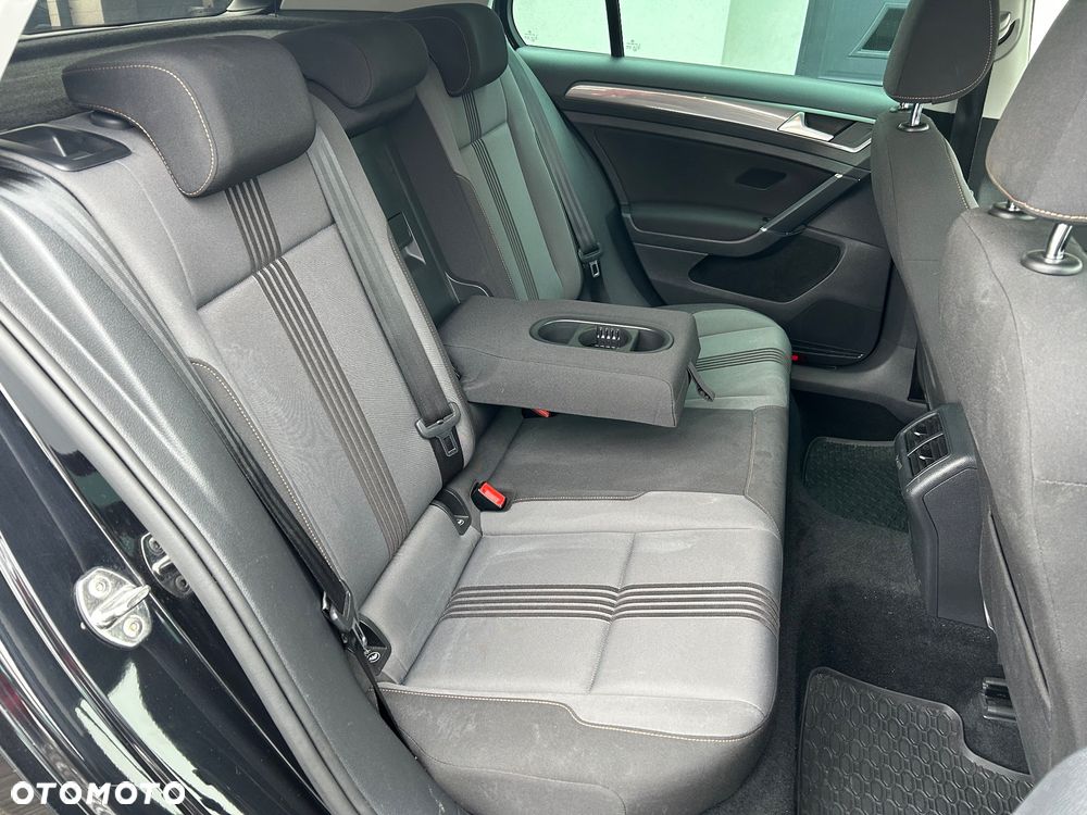 Volkswagen Golf 1.6 BlueTDI Comfortline - 27