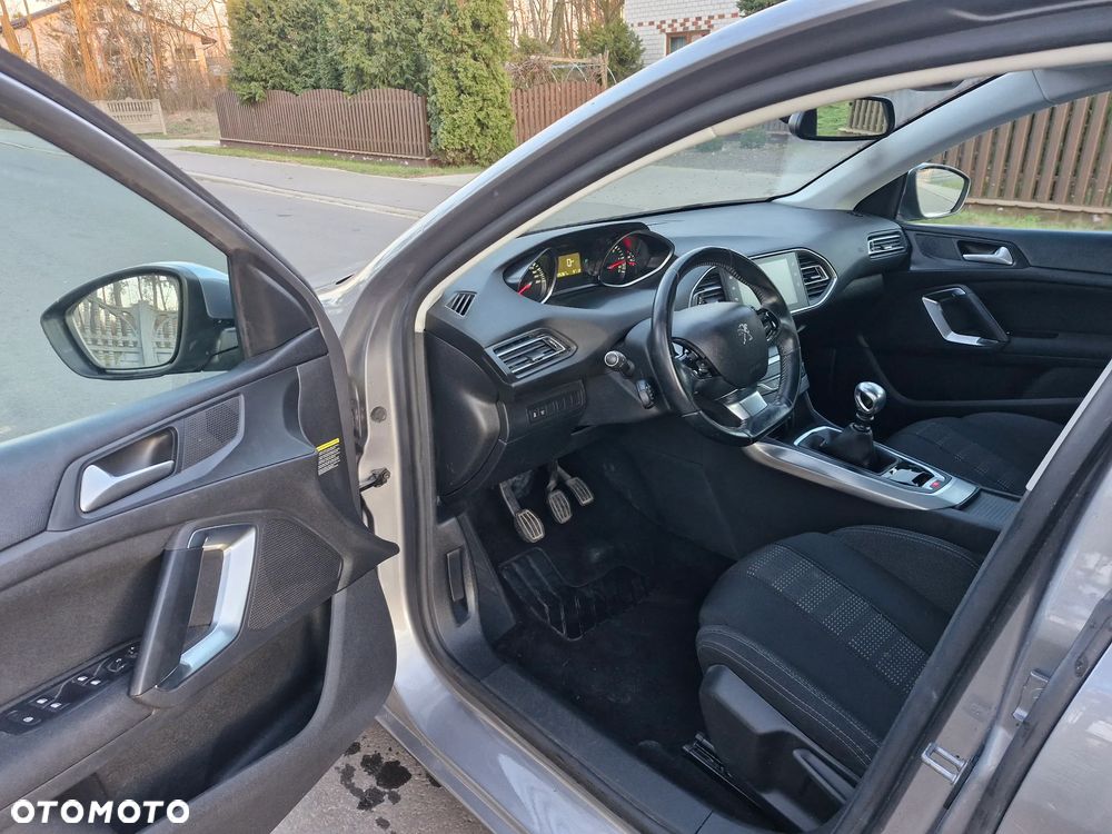 Peugeot 308 e-HDi 115 Stop & Start Niveau 2 Business-Line - 5