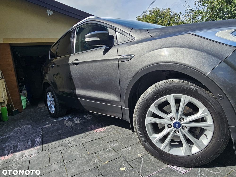 Ford Kuga 1.5 EcoBoost FWD Titanium ASS GPF - 11