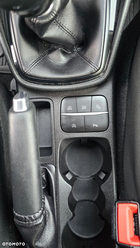 Ford Fiesta 1.0 EcoBoost S&S TREND - 14