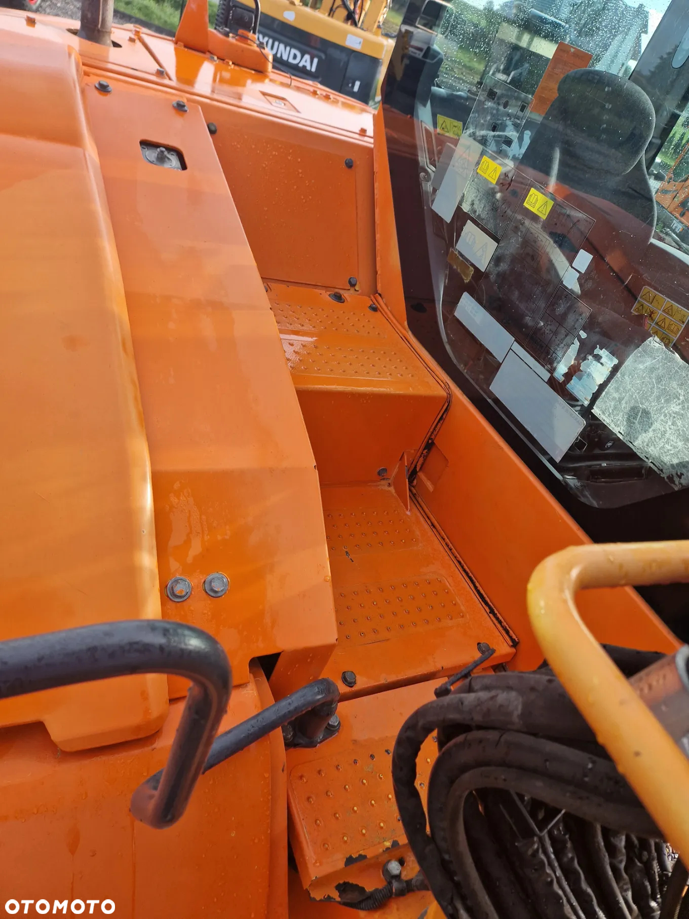 Komatsu PW118MR-8 - 17