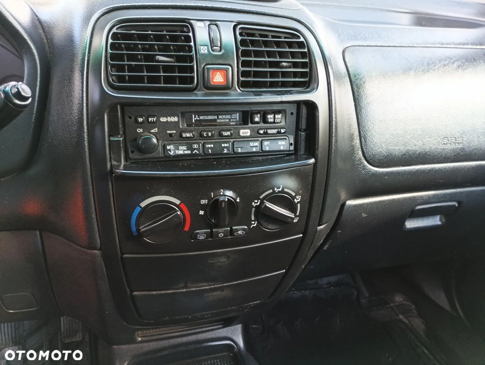 Mitsubishi Space Star 1.6 Avance - 8
