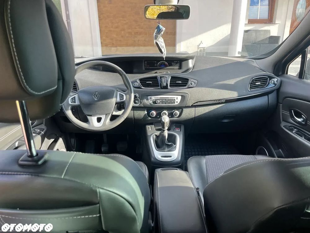 Renault Scenic ENERGY TCe 115 Bose Edition - 12