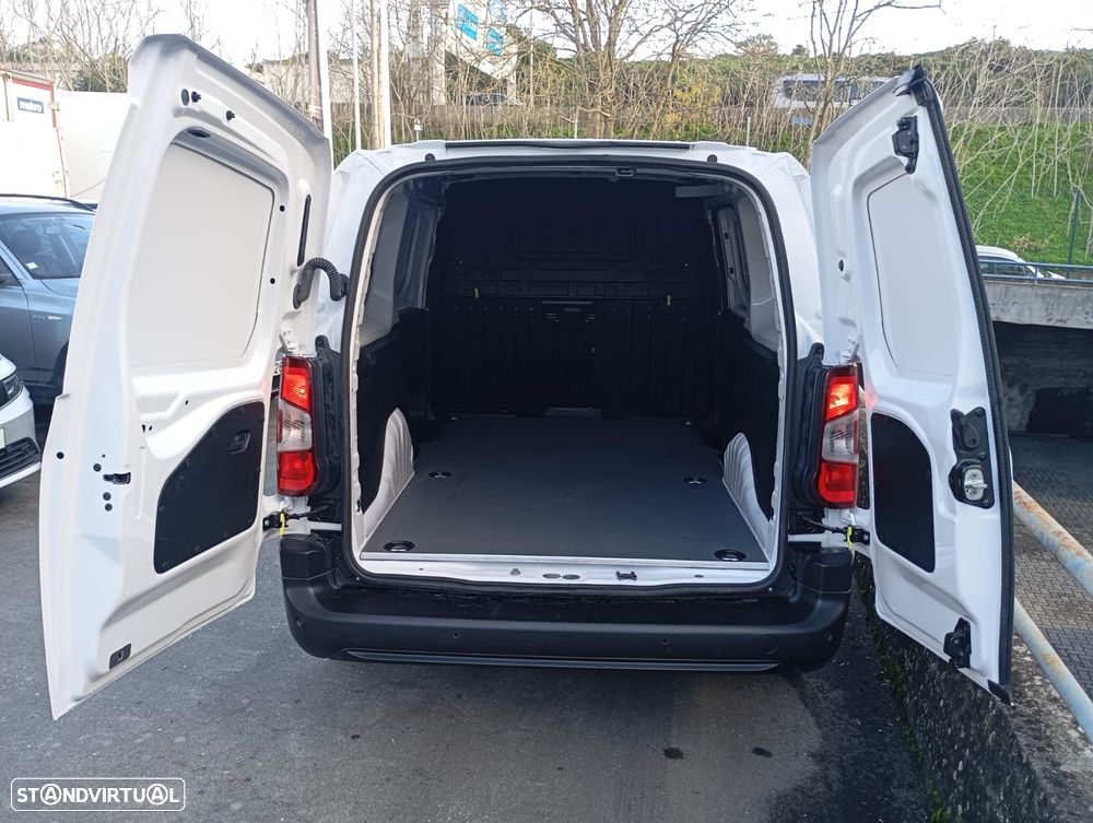 Opel Combo Cargo L2 1.5DT 100cv - 11