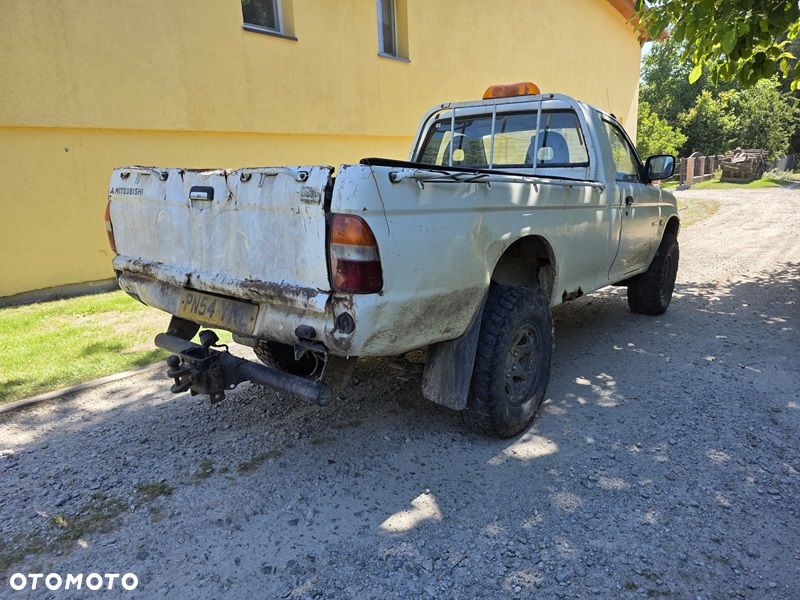 Mitsubishi L200 - 2
