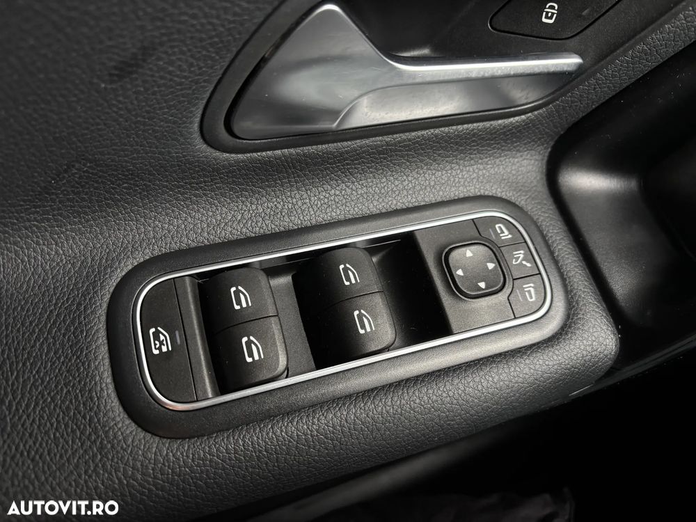 Mercedes-Benz A 200 7G-DCT Style - 24