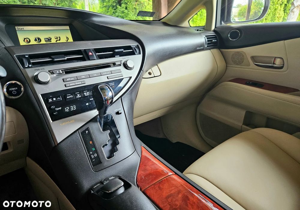 Lexus RX - 19