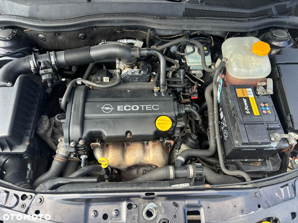 Opel Astra 1.4 Essentia - 20
