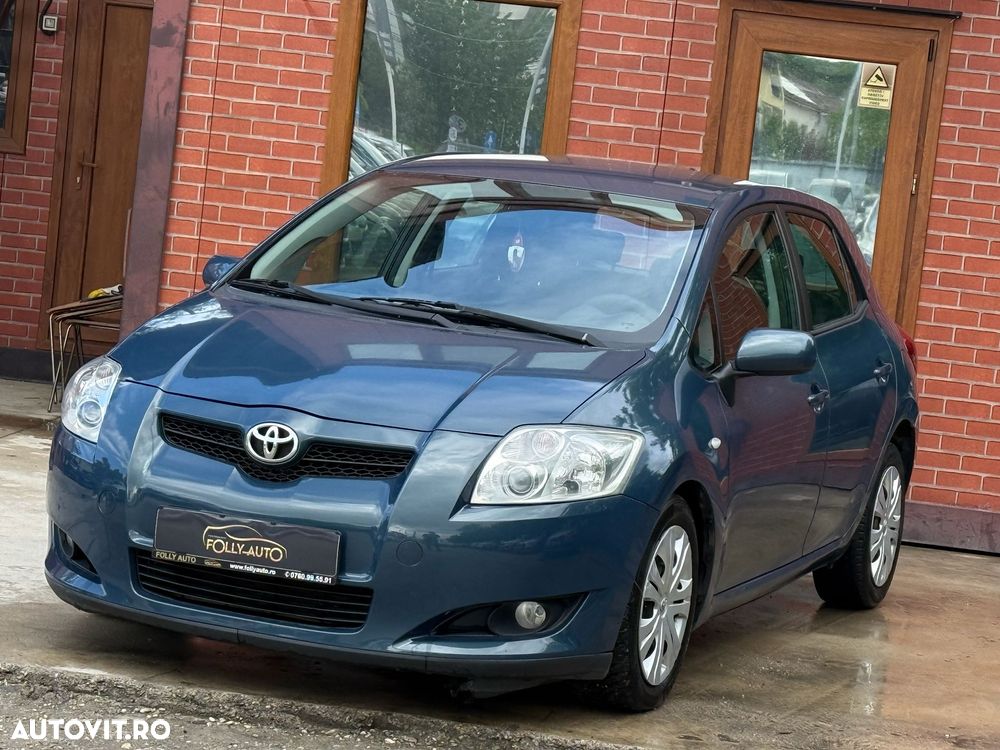 Toyota Auris - 1