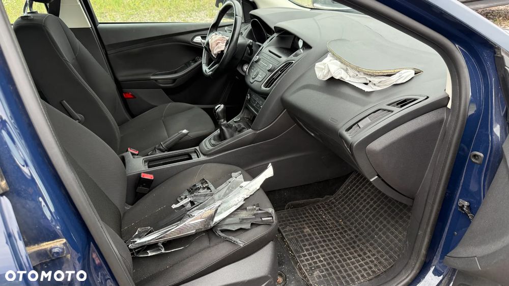 Ford Focus 1.0 EcoBoost Titanium ASS - 13