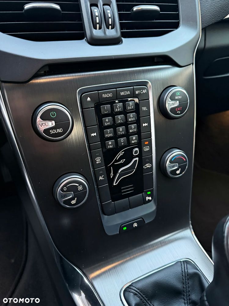 Volvo V40 D2 You - 4