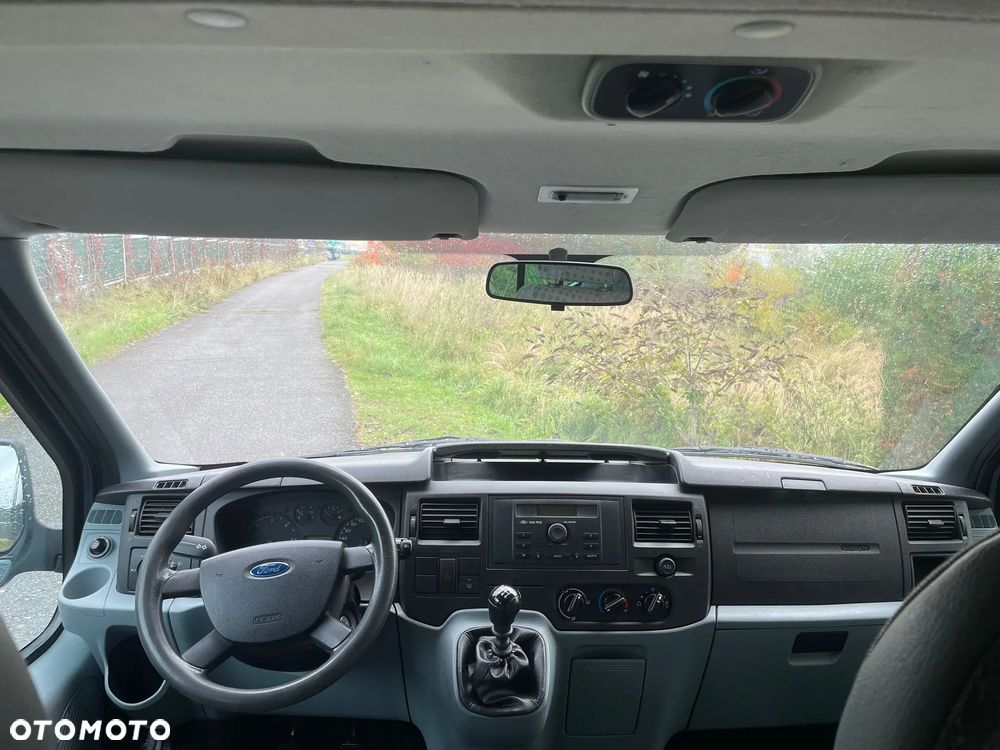 Ford Transit 330 L TDCi - 8