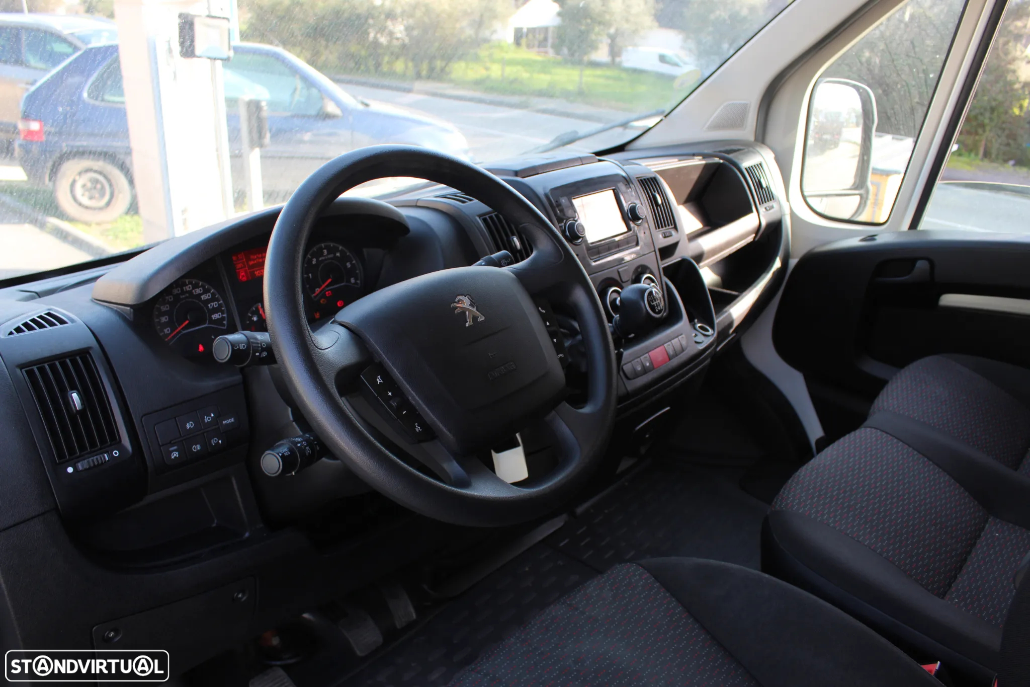 Peugeot Boxer 2.2 BlueHdi L2H2 - 10