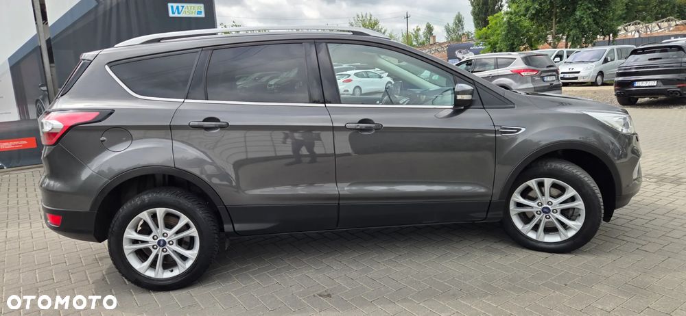 Ford Kuga 1.5 EcoBoost 2x4 Cool & Connect - 19