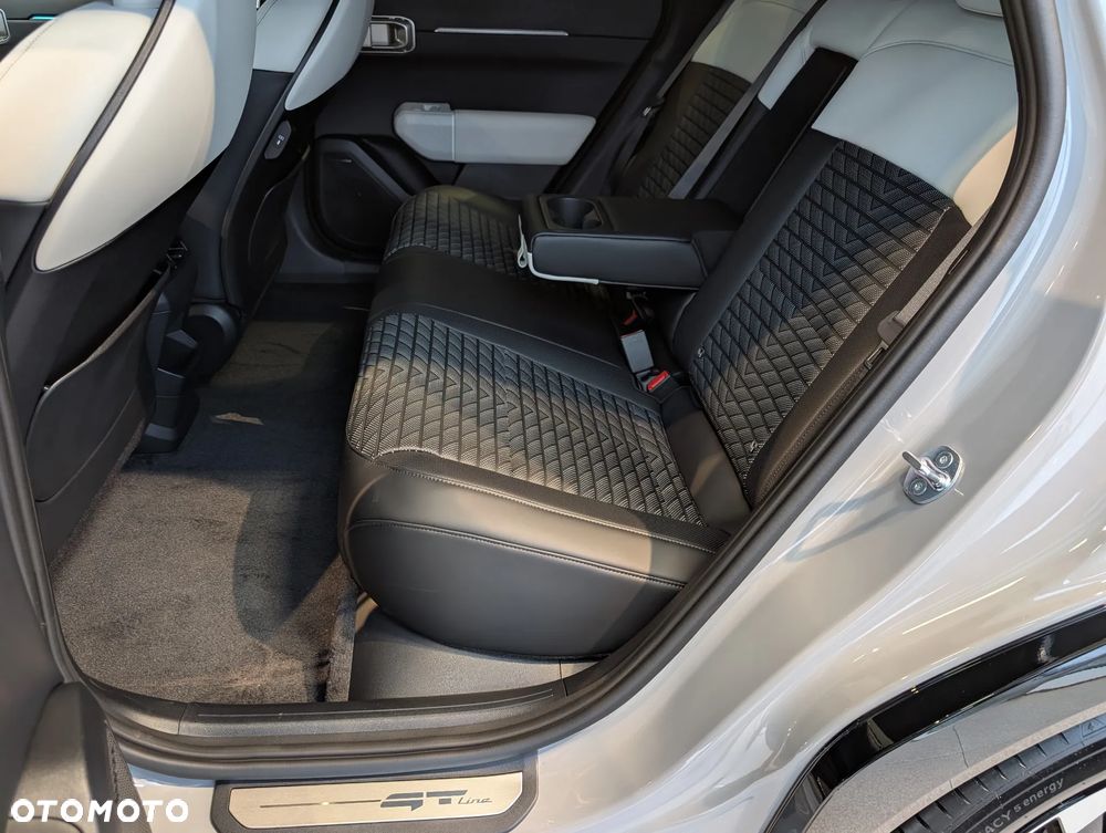 Kia EV4 81.4kWh GT-Line - 25