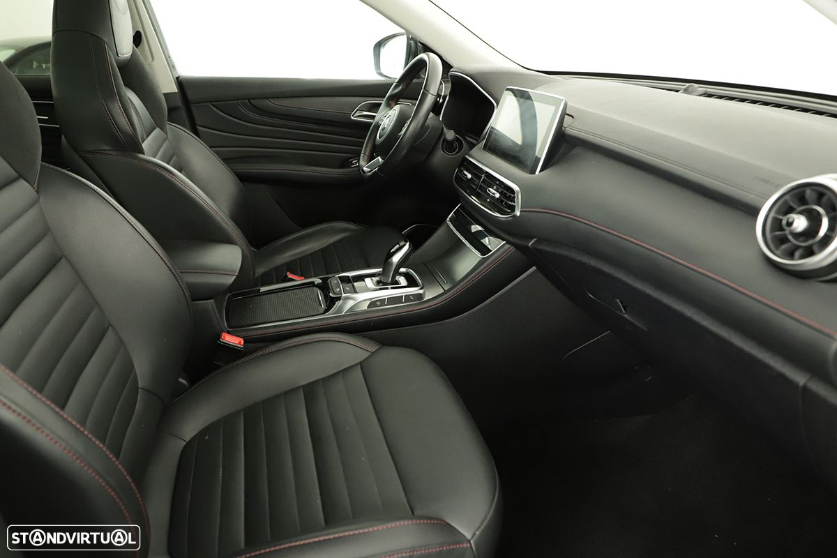 MG EHS 1.5 T-GDI Plug-in Hybrid Luxury - 23