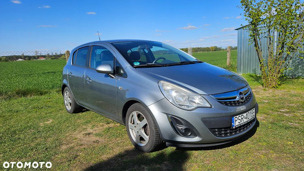 Opel Corsa 1.2 16V Cosmo - 5