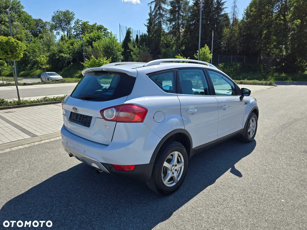 Ford Kuga 2.0 TDCi 4x4 Titanium - 25