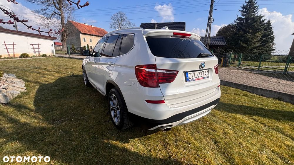 BMW X3 xDrive20d - 23