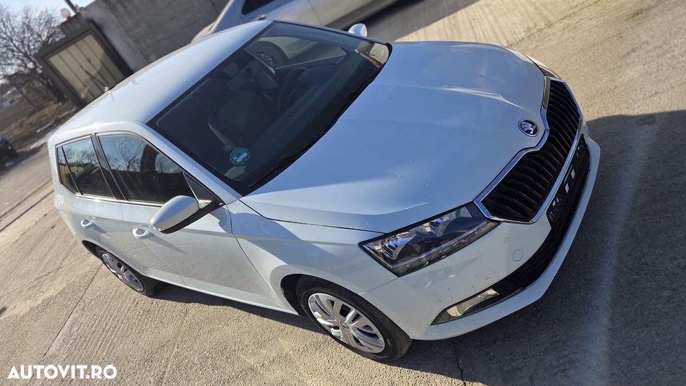 Skoda Fabia - 2