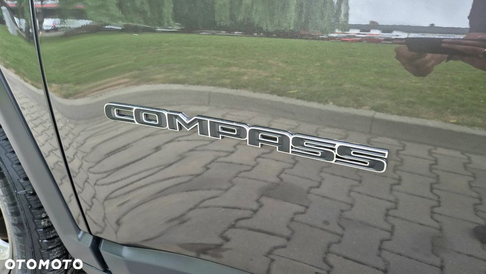Jeep Compass 2.0 MJD Night Eagle 4WD S&S - 32