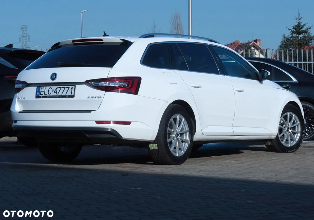 Skoda Superb 2.0 TDI Ambition DSG7 - 7
