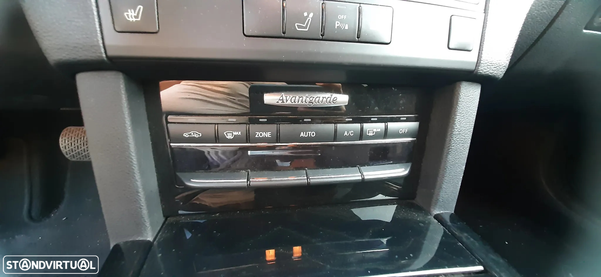 Mercedes-Benz E 220 CDi Avantgarde BE Auto. - 9