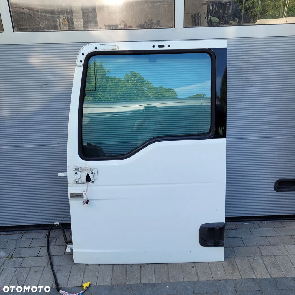 DRZWI MAN TGX LEWE LIFT RAL 9010 ORYGINAŁ CHWALIM116 - 1